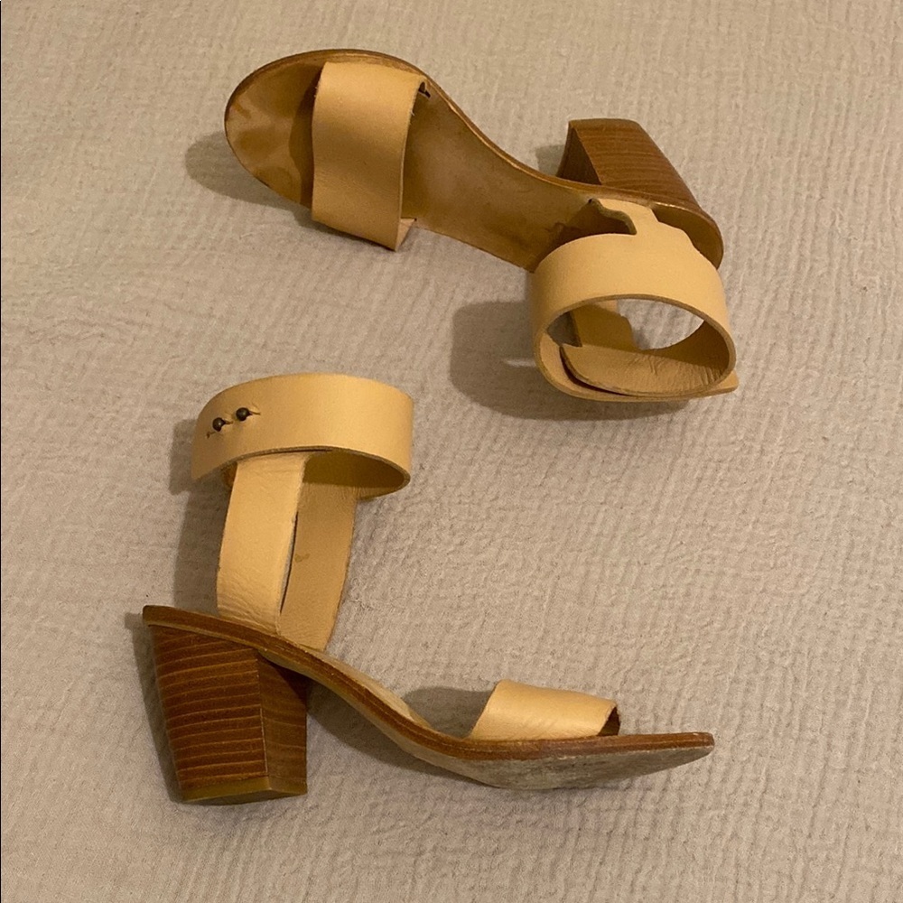 EMMA GO Elegant Cream Block Heel Sandals . Size 38